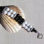 Black Onyx & White Howlite ..