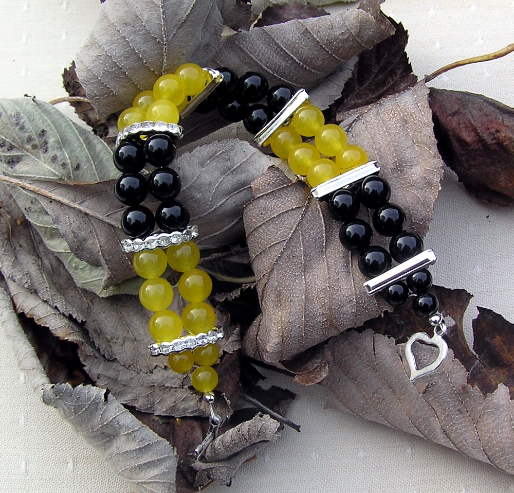 Black Onyx & Yellow Agate Gemstone Crystal Bracelet - "Lemon Caipirinha"